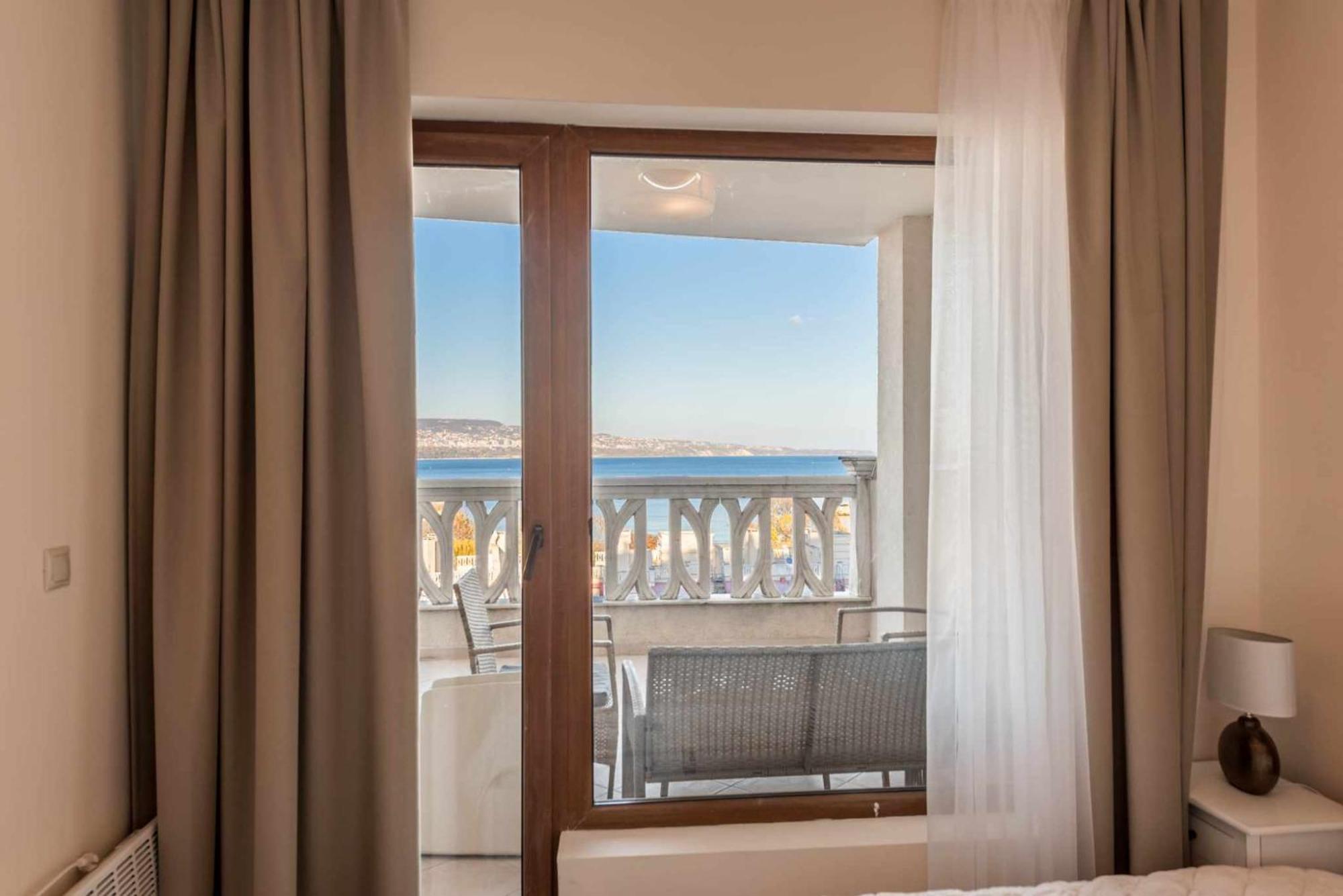 Azur del Mar Seaview Apartment Warna Exterior foto